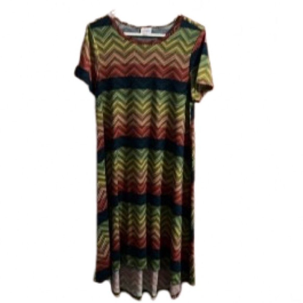 #40 LuLaRoe Carly Medium dress